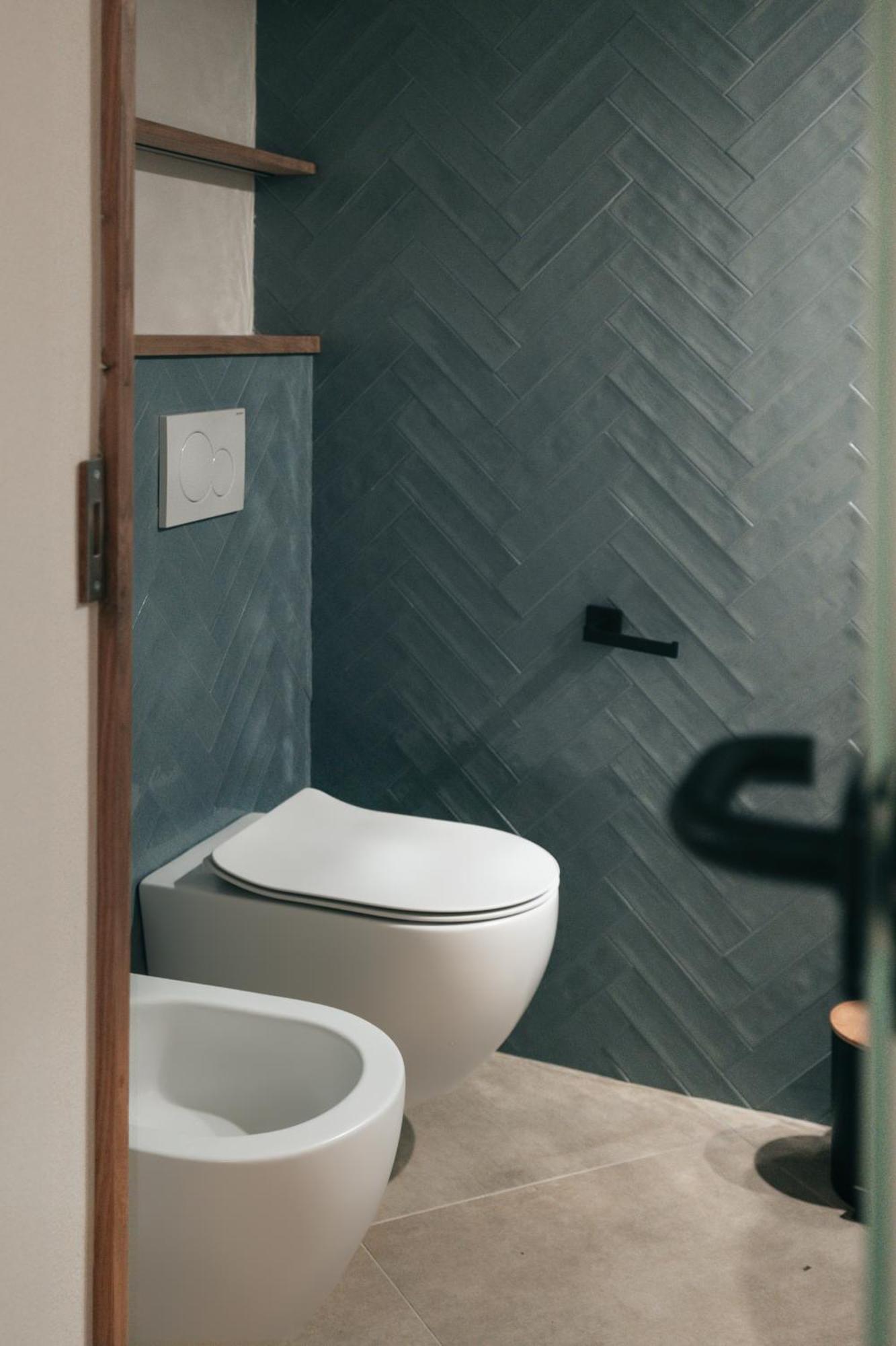 La Peti Small Luxury House